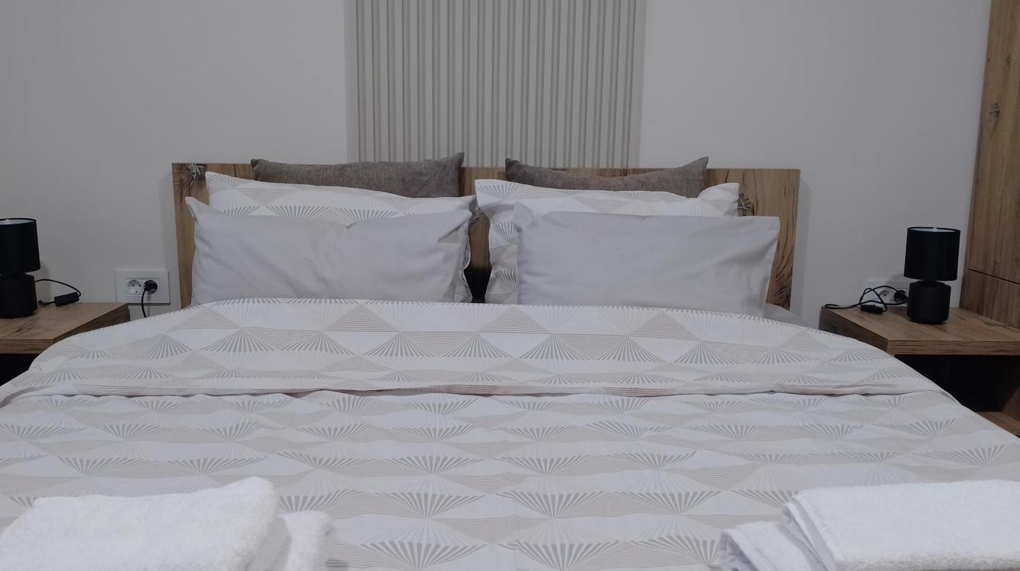 Apartman Dve Lipe Palic Ngoại thất bức ảnh